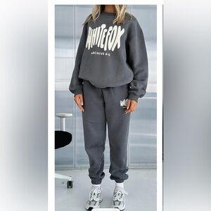 White Fox Lounge Set